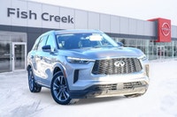 Step into sophistication and unparalleled versatility with the 2025 INFINITI QX60 LUXE. This strikin... (image 8)