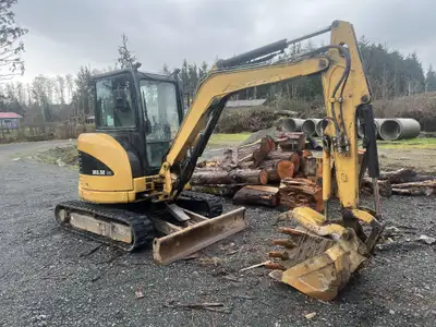 2012 CAT 303.5C 3574 Hrs Cab w/Heat & A/C Blade Thumb, Clean up & Digging buckets AUX Plumbing For m...