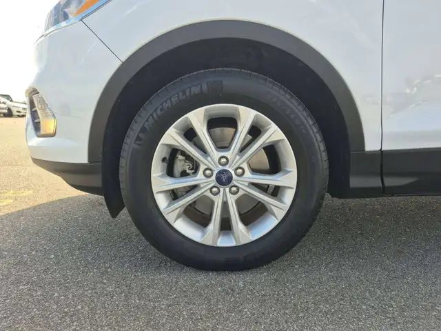 2018 Ford Escape SE576946622013132804