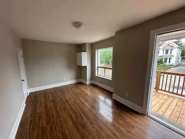 Stunning large 2 bedroom 2 level, with many upgrades in Long Term Rentals in Barrie - Image 7