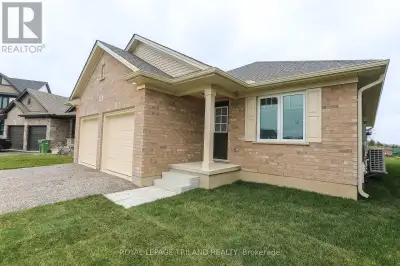 Welcome to The Glenwood B built by Doug Tarry Homes. This EnergyStar, High Performance, Net Zero Rea...