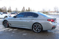 NO ACCIDENT • M PACKAGE • xDRIVE AWD • HUD • VERY CLEAN Experience the perfect blend of German luxur... (image 4)