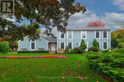 Welcome to one of Niagara on the Lake incredible community, Garrison Village! This charming light fi...