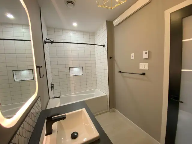 28 King Suite 501 in Long Term Rentals in Saint John - Image 14