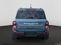 Check out this vehicle's pictures, features, options and specs, and let us know if you have any ques... (image 3)
