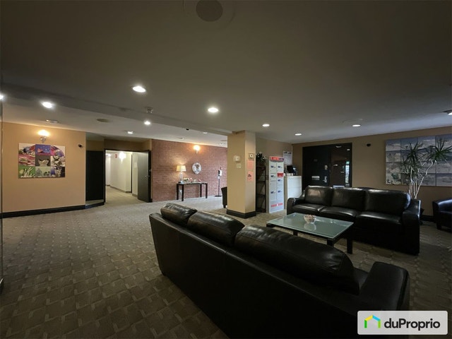 $298,900 - Condominium for sale in Longueuil (Vieux-Longueuil) — photo 2