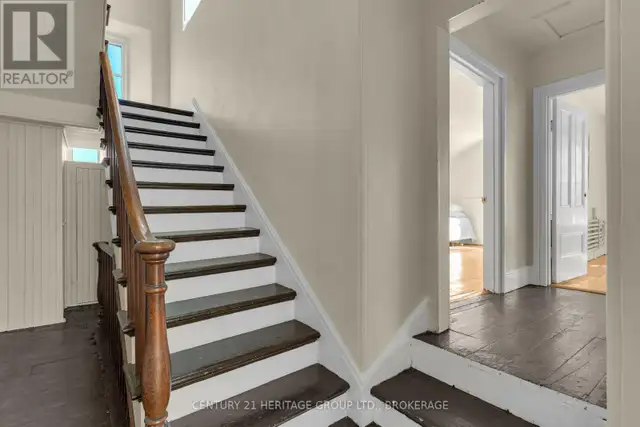 389 KING STREET Gananoque, Ontario in Commercial & Office Space for Sale in Kingston - Image 36