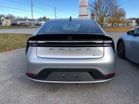 Welcome to Belleville Toyota! PRIUS PLUG-IN HYBRID SE . Engine: 2L 4cyl. L/100Km City: 4.4 L/100Km H... (image 4)