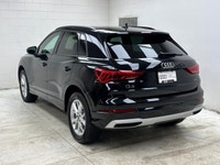 WOW, Local Trade with only 13,100km!! Drive a compact, easy to park luxury SUV at a budget friendly... (image 2)