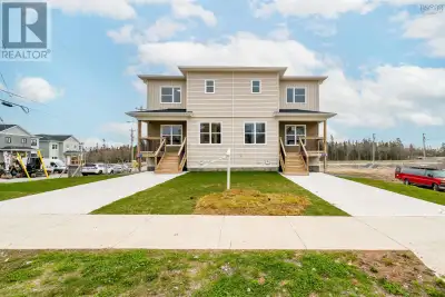 **Model Home Open House every Saturday 12-2PM**Welcome to 6 Berm Street, a brand new semi-detached h...