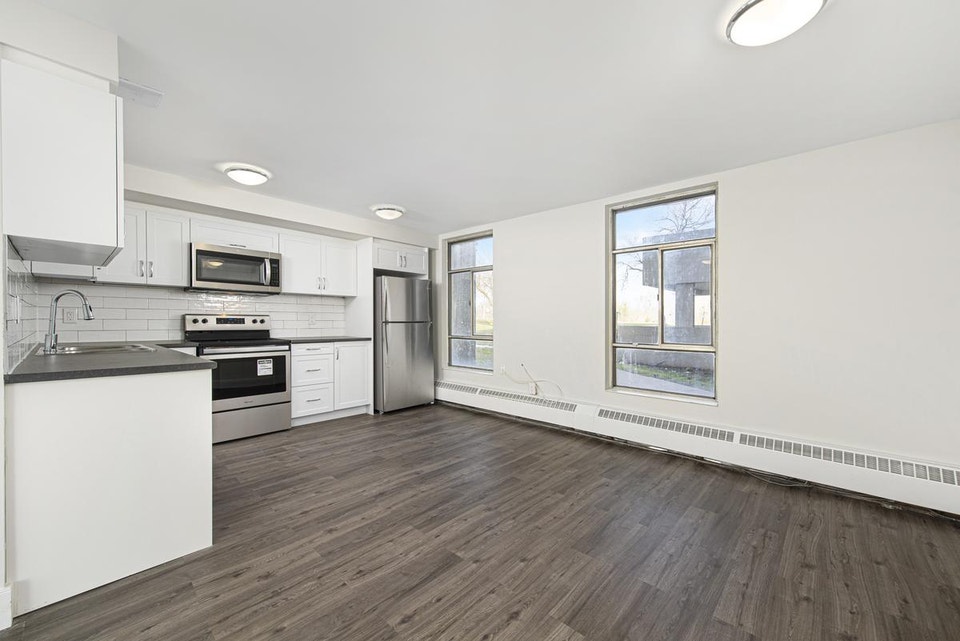 2 Bedroom Apartment for Rent - 1915 Martin Grove Rd 5