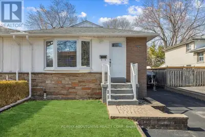 Welcome to a truly unique opportunity in Oakville's sought-after College Park community. Perfect for...