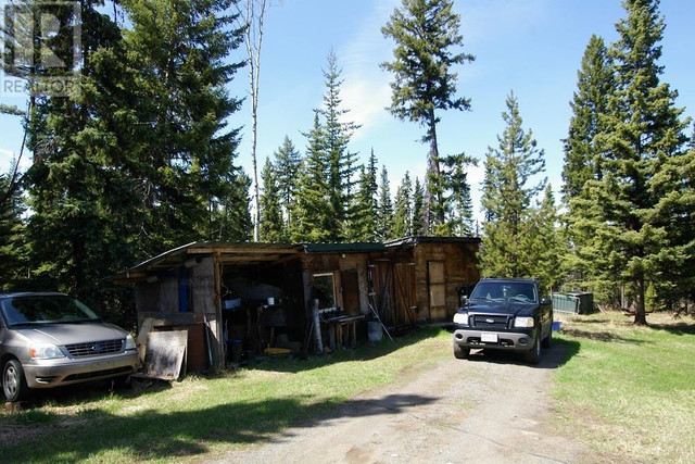 7987 24 HIGHWAY Bridge Lake, British Columbia in Houses for Sale in 100 Mile House - Image 3