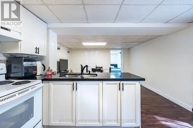 BSMT - 22 MAYFLOWER STREET Whitby (Blue Grass Meadows), Ontario in Long Term Rentals in Oshawa / Durham Region - Image 10
