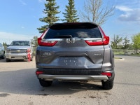 The 2019 Honda CR-V EX-L AWD is a highly practical, mid-tier premium compact crossover that serves a... (image 2)