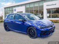 Only 541 Miles! This Volkswagen Golf R boasts a Intercooled Turbo Premium Unleaded I-4 2.0 L/121 eng... (image 6)