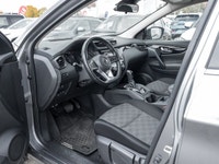 Come see this 2023 Nissan Qashqai before someone takes it home! *This Nissan Qashqai Is Competitivel... (image 6)