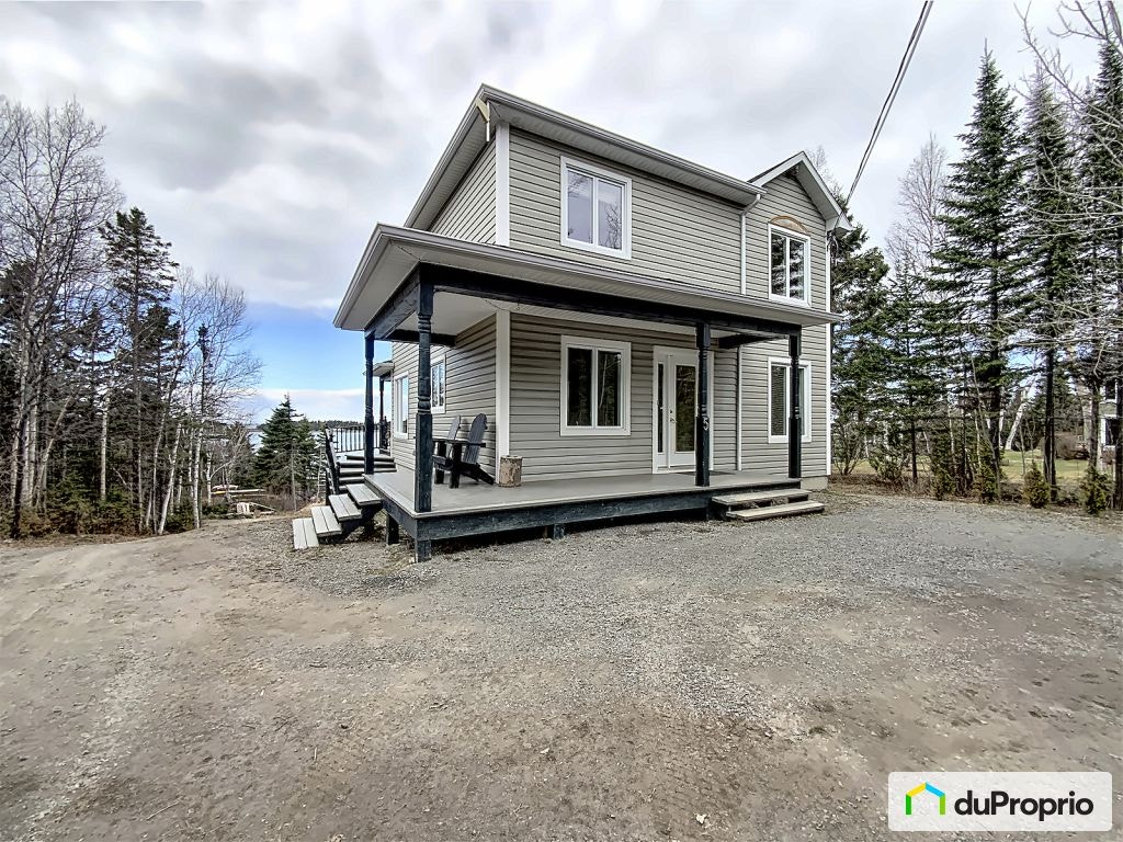 $699,000 - 2 Storey for sale in Métis-Sur-Mer — photo 2