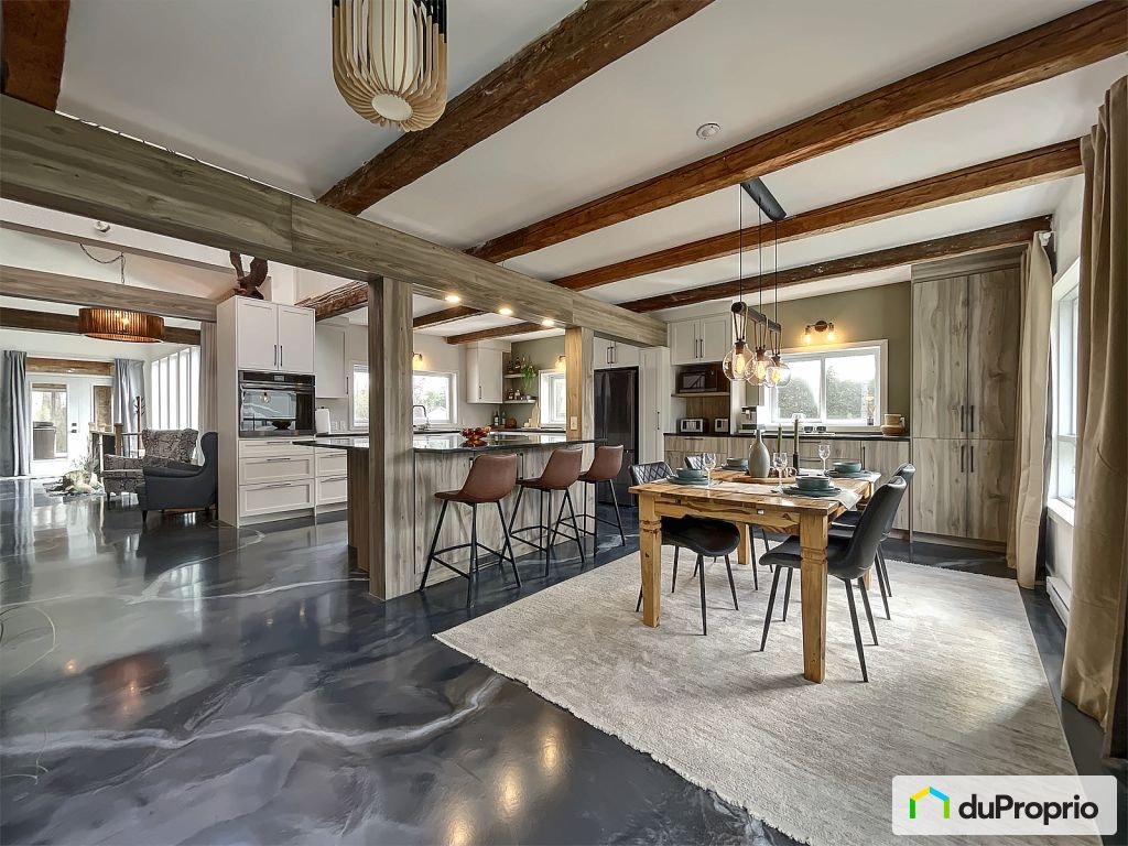 $795,000 - 2 Storey for sale in Ste-Catherine-de-la-JC — photo 2
