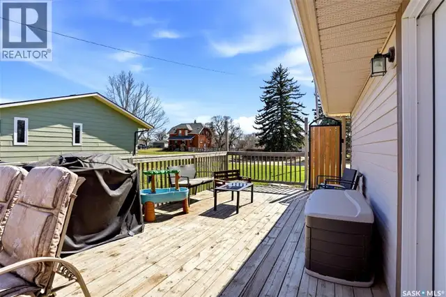 230 Prairie AVENUE Briercrest, Saskatchewan in Houses for Sale in Moose Jaw - Image 37