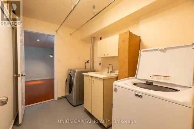 LOWER - 18 ETON STREET Markham (Village Green-South Unionville), in Long Term Rentals in Markham / York Region - Image 12
