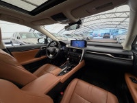The RX 450h Executive is defined by its "creamy" ride quality and meticulously crafted interior. For... (image 8)