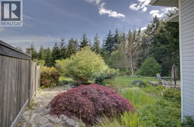 414 Donner Dr Gold River, British Columbia in Houses for Sale in Campbell River - Image 32
