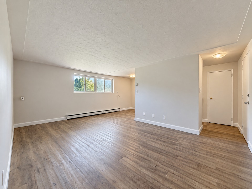 2 bedroom B - 1100 Wellington Street 5
