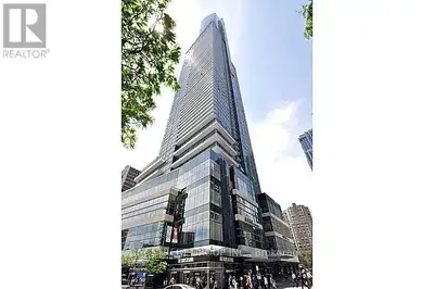 4316 - 386 YONGE STREET Toronto (Bay Street Corridor), Ontario