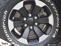 4x4 Drive Mode Customization, Trailer Brake, 12 Way Power Driver Seat, Black-surround unique grille,... (image 5)