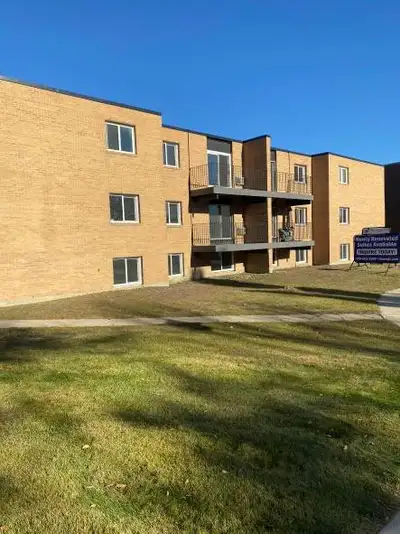 NEWLY RENOVATED 2 BEDROOM suite near Lawson Heights Mall