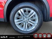 2024 Mitsubishi Outlander PHEV LE Experience the Mitsubishi Outlander PHEV LE with only 2321 km on t... (image 7)