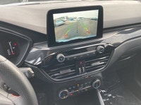 Leatherette Trimmed Seats - Keyless Ignition - AWD - Heated Front Seats - Backup Camera Sporty and v... (image 6)