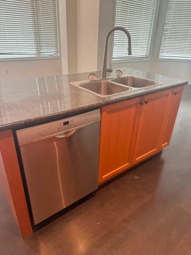 apartment for rent in Long Term Rentals in Oakville / Halton Region - Image 5