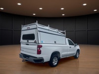 Price includes $1,000 finance credit. Price does not include fees or taxes. The 2021 Chevrolet Silve... (image 5)