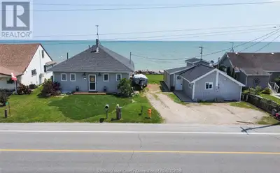 Beautiful property and it comes with 2 homes with incredible finishes! The main house has teak floor...