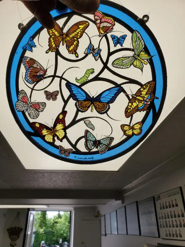BUTTERFLIES STAINED GLASS in Arts & Collectibles in Markham / York Region - Image 4