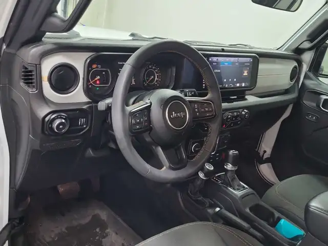 2024 Jeep Wrangler Willys WILLYS/4DR/13.4" WIDESCREEN/24KM/OF... in Cars & Trucks in Belleville - Image 3