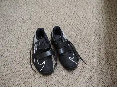 Nike Romaloes Weightlifting Shoes size 9.5, View more