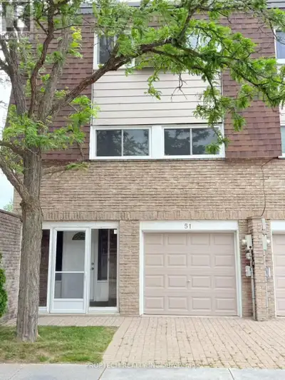 51 - 653 VILLAGE PARKWAY Markham (Unionville), Ontario
