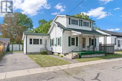 Perfectly situated in in a great neighborhood, this charming three-bedroom home is just steps from s...
