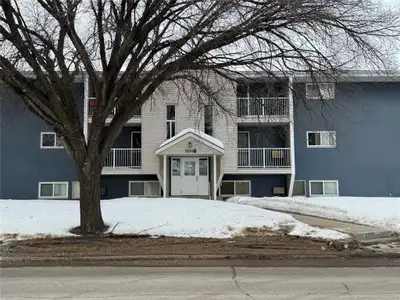 B14//Brandon/Looking for a revenue property with positive cashflow? Checkout this condo on 20th St c...