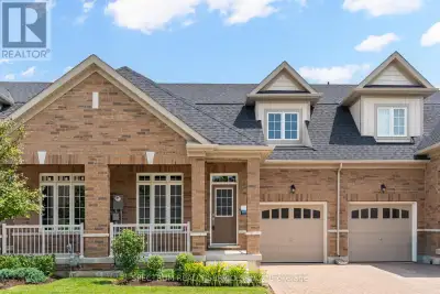 WELCOME HOME TO ROSEDALE VILLAGE ADULT LIFESTYLE COMMUNITY! This beautiful 2 bedroom plus loft, THE...