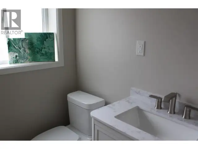208 Nelson Avenue Unit# 1-4 Nakusp, British Columbia in Houses for Sale in Nelson - Image 27