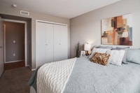 Broadstreet's Vista Pointe offers 1, 2, and 3 bedroom pet friendly apartments for rent, set in the h... (image 4)