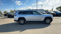 This Jeep Grand Cherokee L is equipped with: Capri Leatherette Seats, Remote Start, Heated front sea... (image 5)
