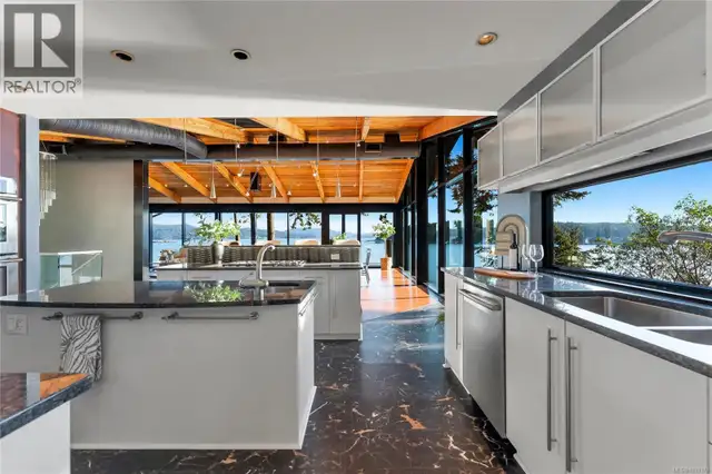 1676 Lands End Rd North Saanich, British Columbia in Houses for Sale in Victoria - Image 16