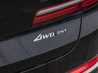 *Certified, Leather Seats!* Supremely comfortable and quiet, this Genesis GV80 ranks high among exec... (image 5)