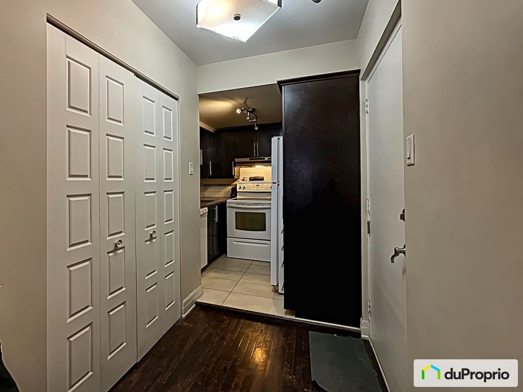 $249,000 - Condominium in Côte-des-Neiges / Notre-Dame-de-Grâce — photo 2