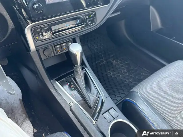 2017 Toyota Corolla SE in Cars & Trucks in Moncton - Image 17